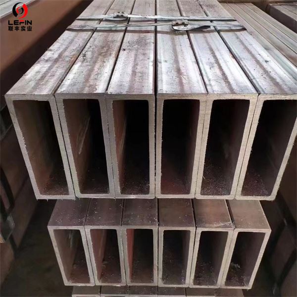 ASTM A500 Gr B Cold Formed Rectangular Hollow Section
